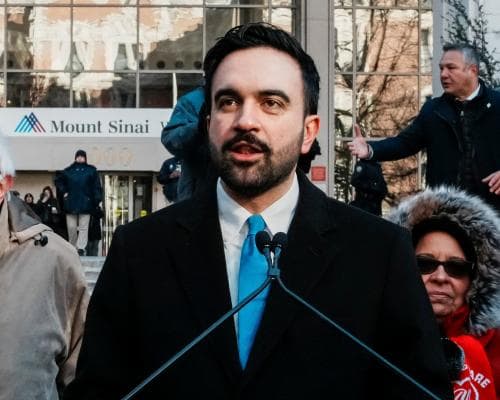 Scotland Sends Baby Box to New York City Mayor