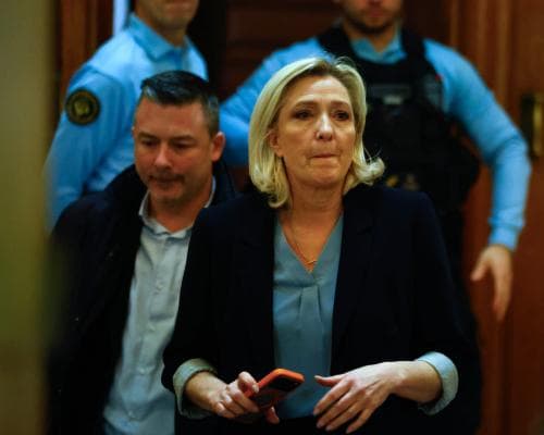 US advisers tried to stop France from banning Marine Le Pen