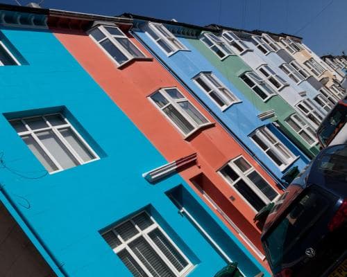 UK house prices climb despite new tax on high‑value homes