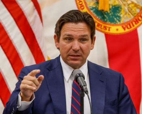 Florida Governor’s Last‑Year Bills Threaten Free Speech and Surveillance