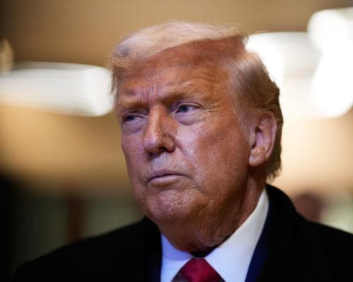 Trump Announces “Greenland Deal” – Residents Skeptical