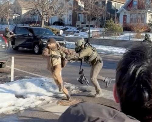 Video shows Alex Pretti being tackled by federal agents 11 days before his killing