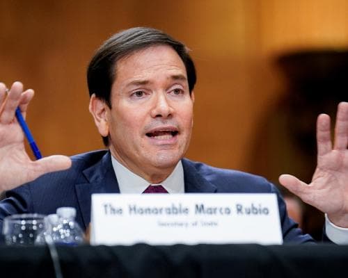 Rubio Says US Won’t Take Military Action in Venezuela, but Keeps the Door Open