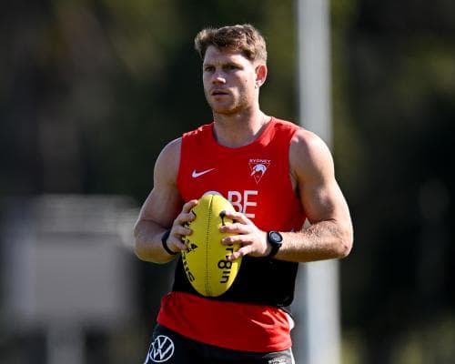 Sydney Swans player Taylor Adams left unconscious after bar fight