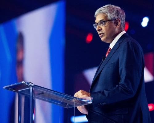 NIH staff worry Bhattacharya’s split focus after he takes temporary CDC role