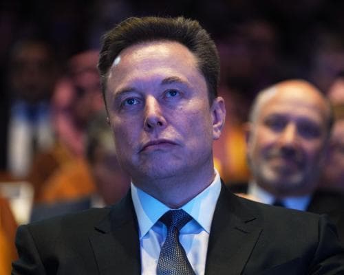 Elon Musk to Bring AI Chatbot to 1 Million El Salvador Students
