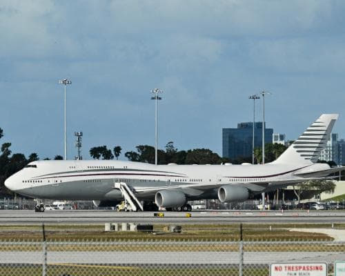 Qatar Gifts Trump a $400 Million Plane – Expected Delivery in Summer
