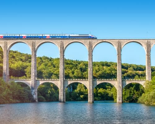 SNCF Bans Children on Some Trains, Sparks Debate in France