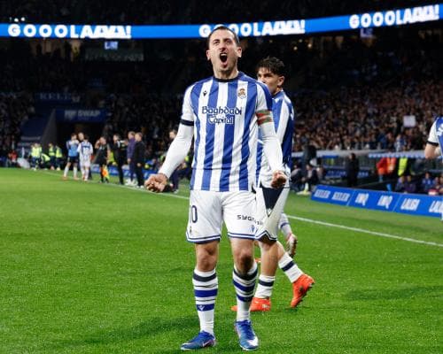 Real Sociedad Upsets Barcelona 2-1