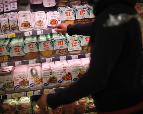 EU bans meat‑related names on plant‑based foods