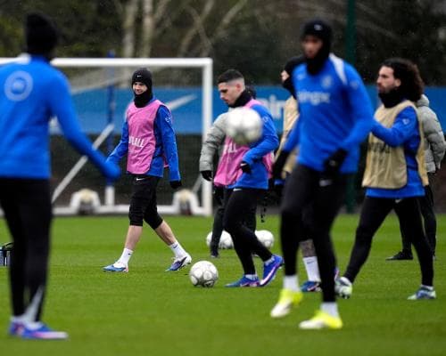 Chelsea boss says Cole Palmer will stay