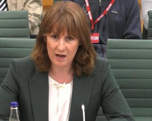 Reeves Blames Budget Leaks and Says Income Tax Decision Was Made with PM