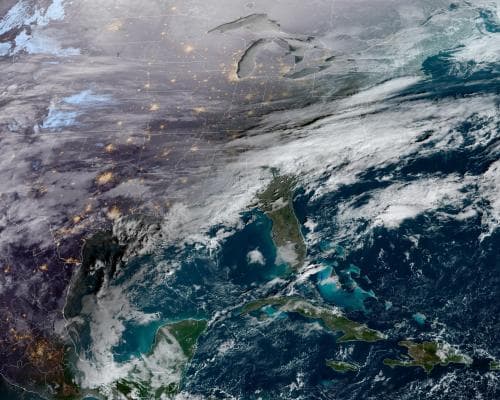 Huge Winter Storm Hits Half the U.S., 16 States Declare Emergencies