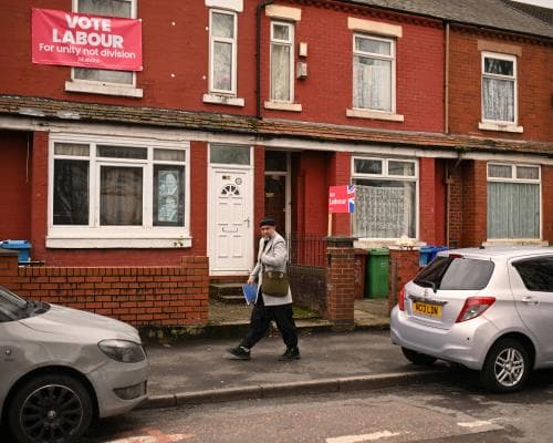 Hard‑Right Party Gains Support in Gorton & Denton, but Residents Are Fighting Back