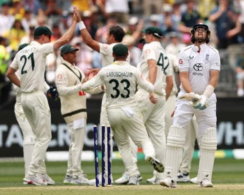 England’s batting collapses in Australia match